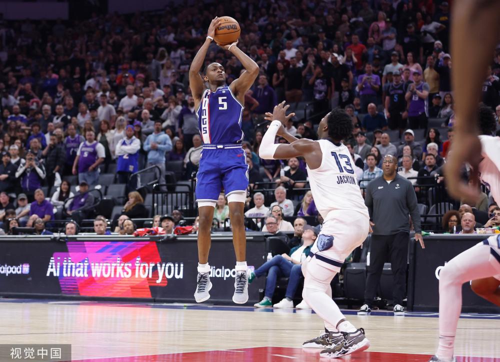 而是在整个 而是在整个